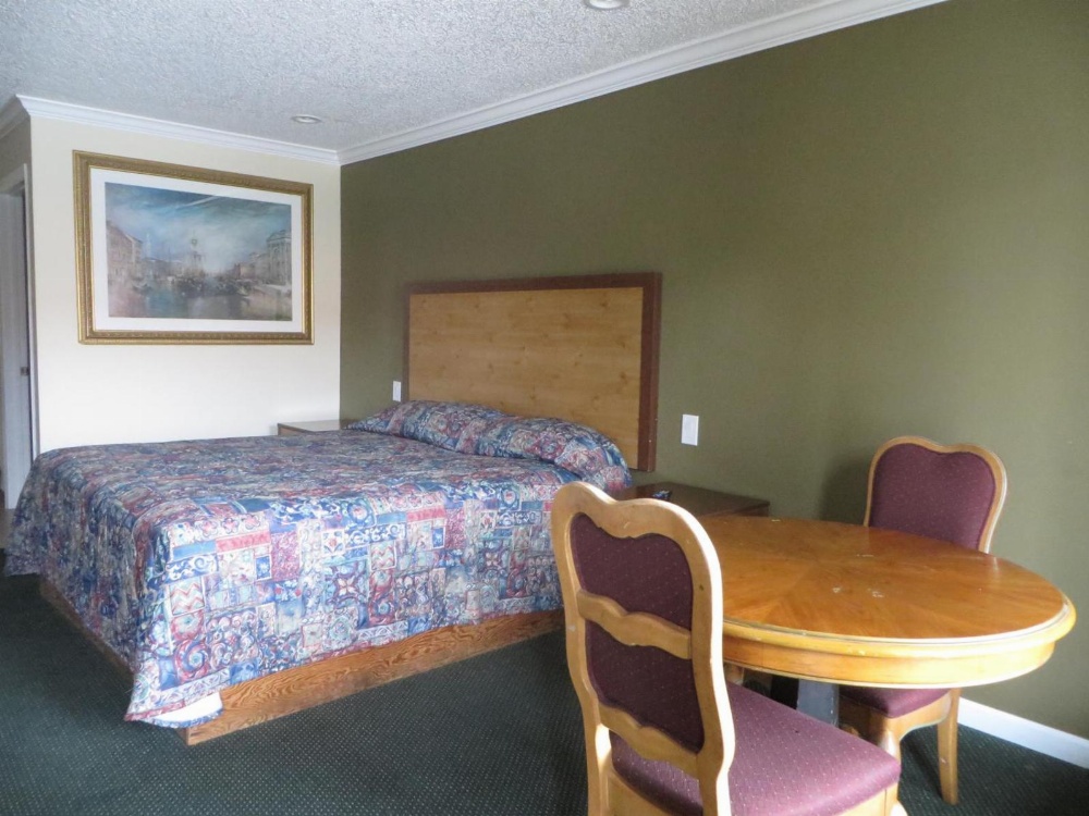 Standard King Room